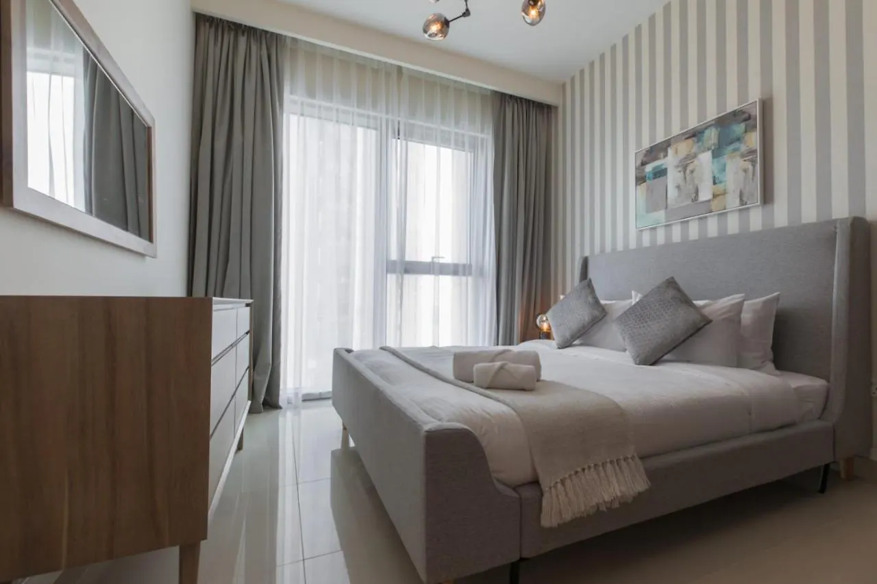 1 Bedroom At Harbour Views By Pk Holidays 0*, Dubai